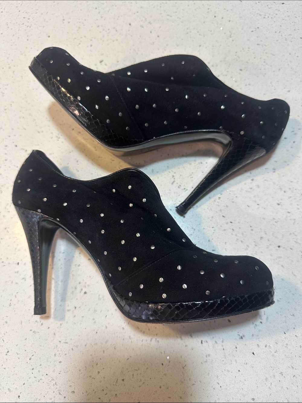 Charles David Black Suede Studded Pumps – Made in Spain – Size 8